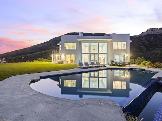 House for sale in Malibu, California