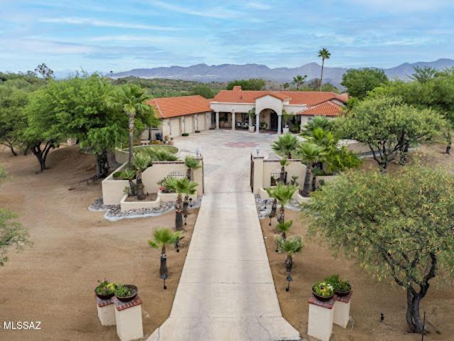 House for sale in Nogales, Arizona
