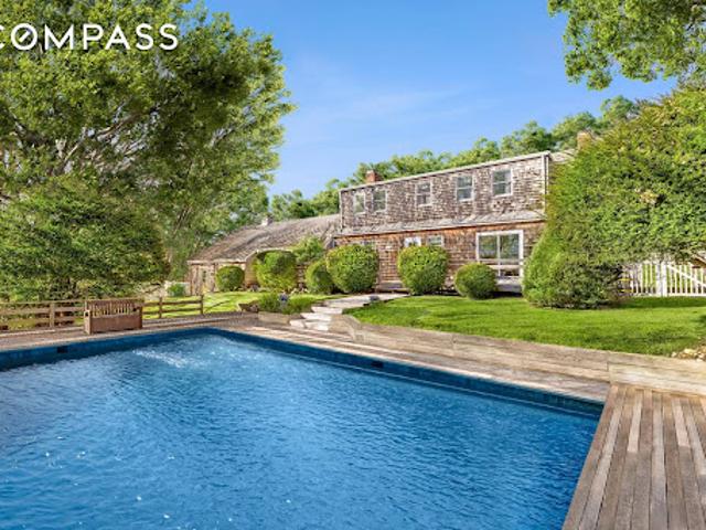 House for sale in Wainscott, New York