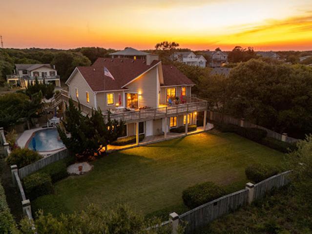 House for sale in Kitty Hawk, North Carolina