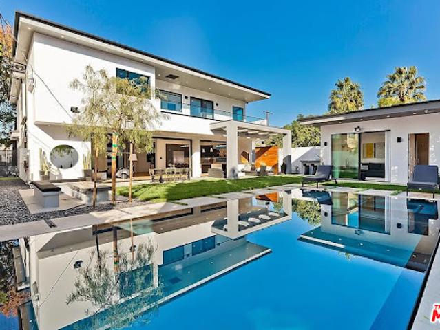 House for sale in Sherman Oaks Neighborhood Council District, Canoga Park