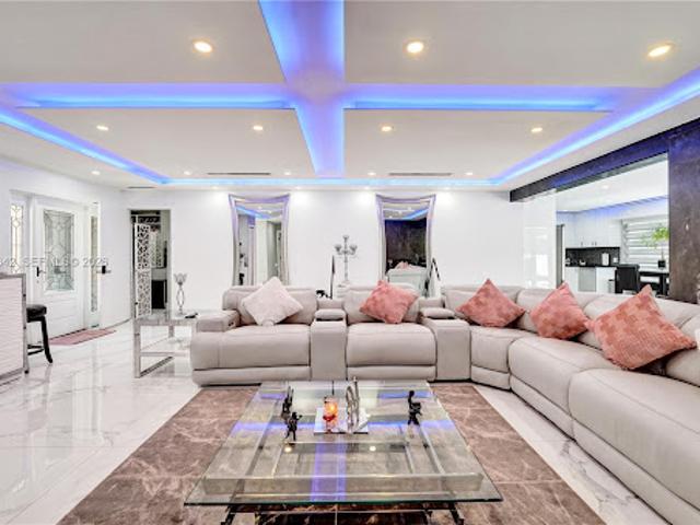 House for sale in Hollywood, Florida
