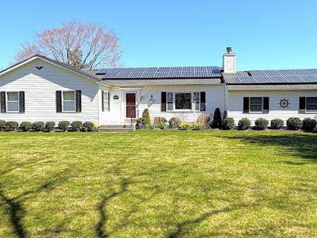 House for sale in Jamesport, New York