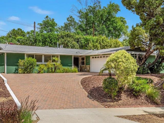 House for sale in Woodland Hills-Warner Center Neighborhood Council District, Canoga Park