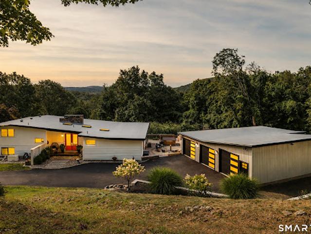 House for sale in New Fairfield, Connecticut