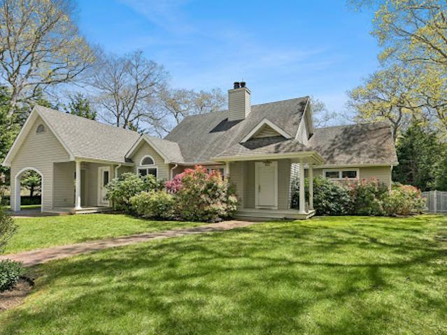 House for sale in Wainscott, New York