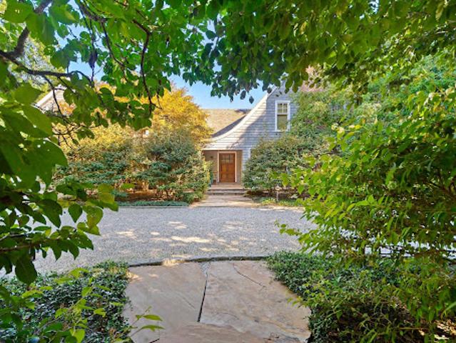 House for sale in Wainscott, New York