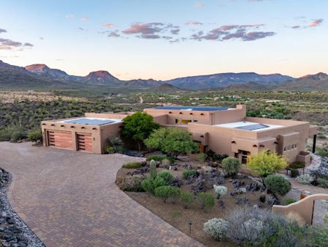 House for sale in Cave Creek, Arizona