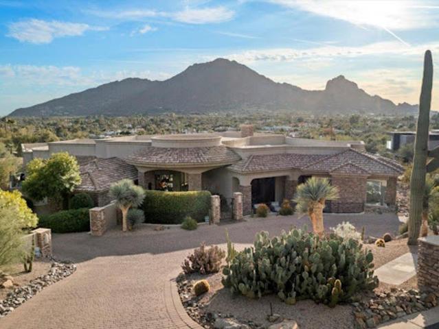 House for sale in Paradise Valley, Arizona