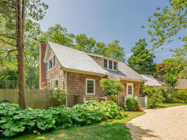 House for rent in Wainscott, New York