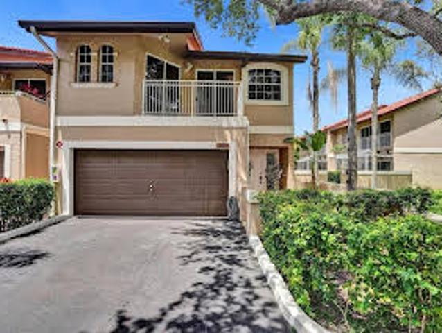 House for sale in Coral Springs