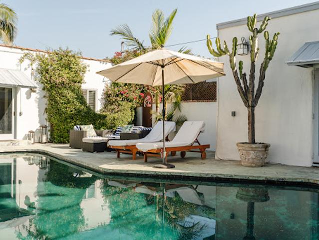 House for sale in Canoga Park, California