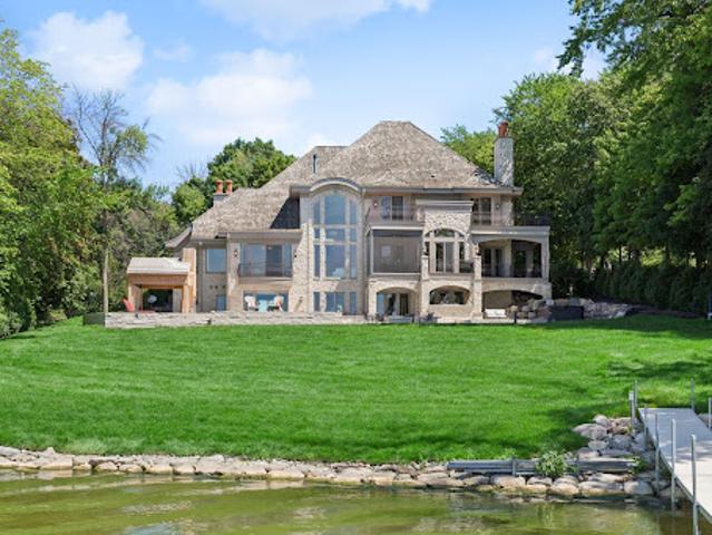 House for sale in Hennepin, Minnesota