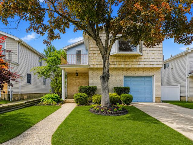 House for sale in Arverne, New York