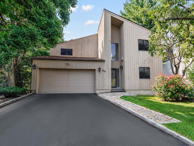 House for sale in New York
