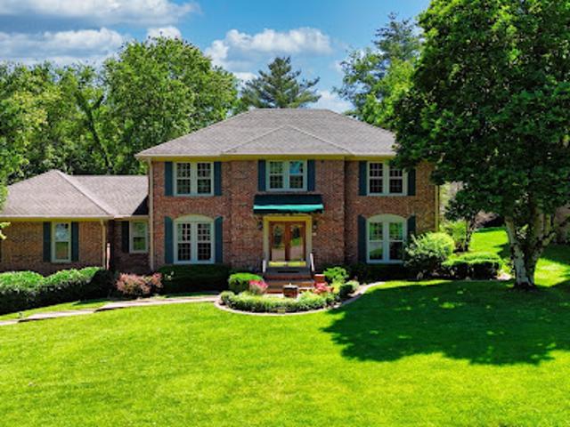 House for sale in Brentwood