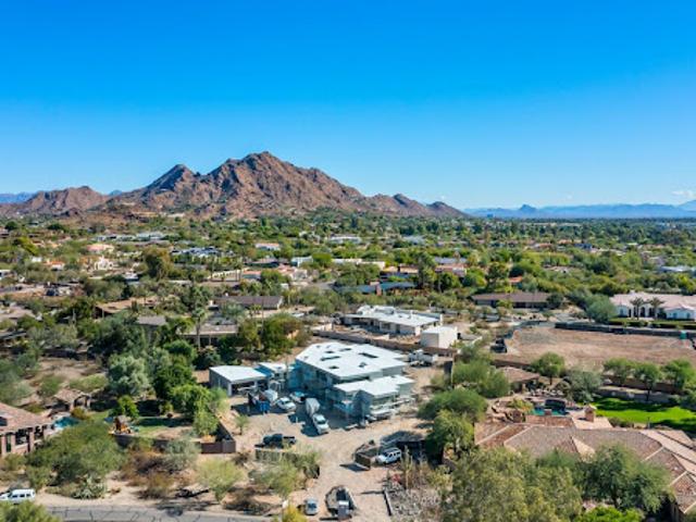 House for sale in Paradise Valley