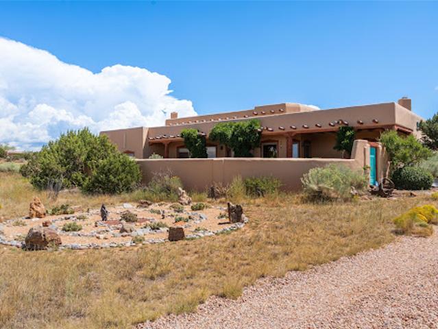 House for sale in Santa Fe, New Mexico