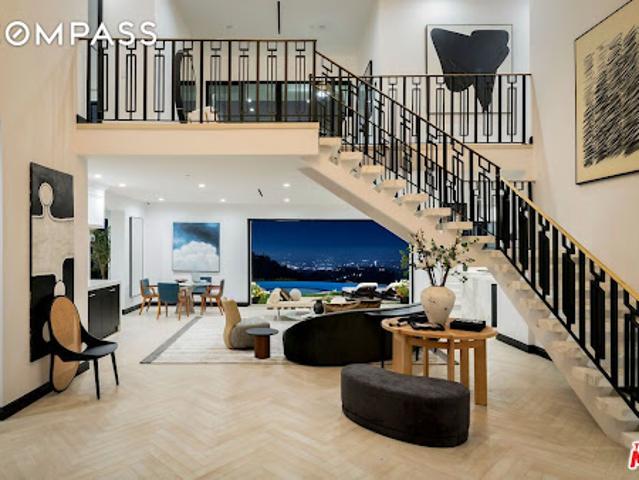 House for sale in Canoga Park, California