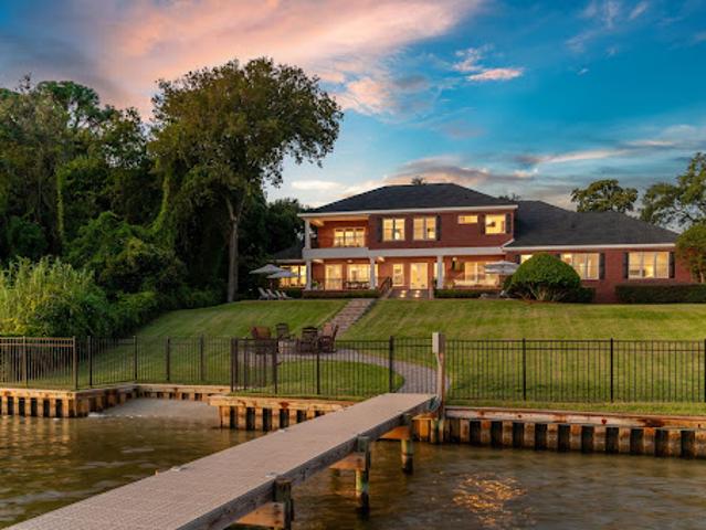House for sale in Mary Esther, Florida