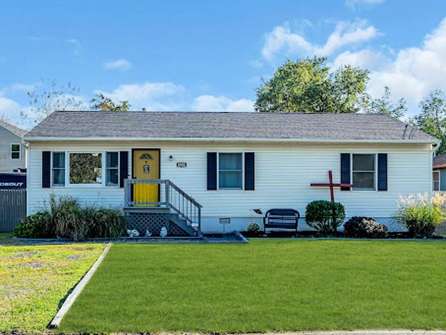 House for sale in Toms River, New Jersey