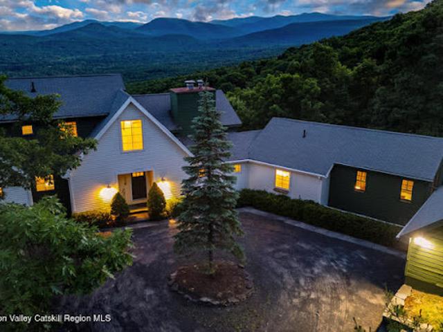 House for sale in Bearsville, New York