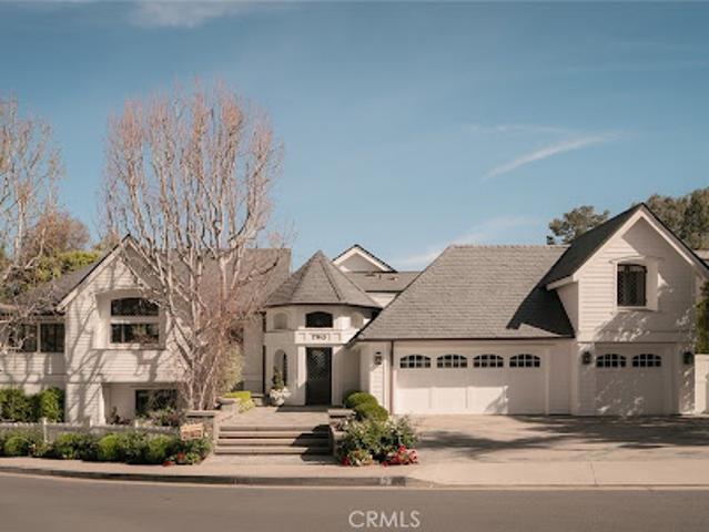 House for sale in Corona Del Mar, California