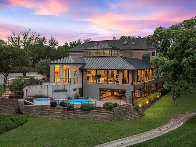 House for sale in Dallas, Texas