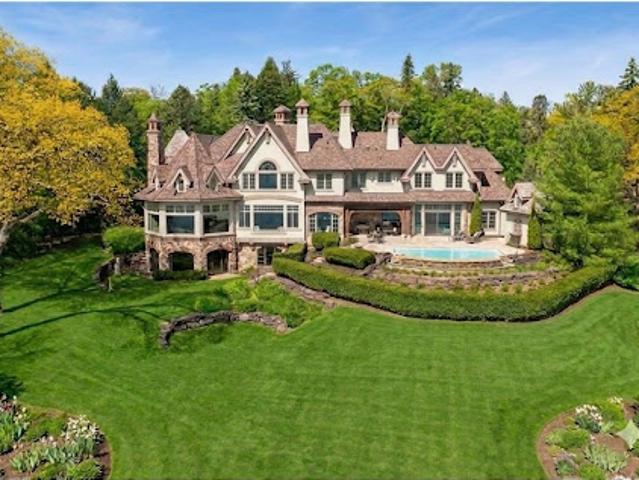 House for sale in Hennepin, Minnesota