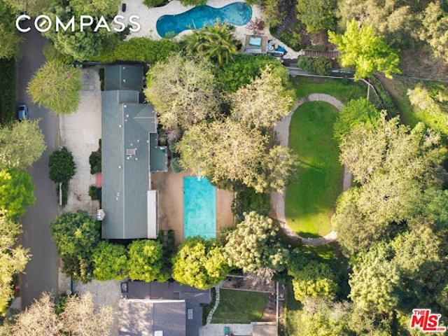 House for sale in Canoga Park, California