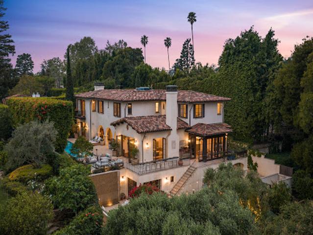 House for sale in Canoga Park, California