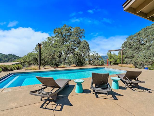 House for sale in Cloverdale, California