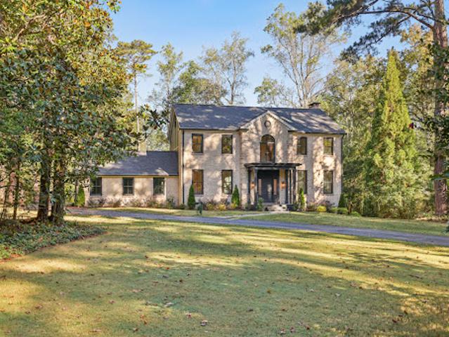 House for sale in Sandy Springs, Georgia