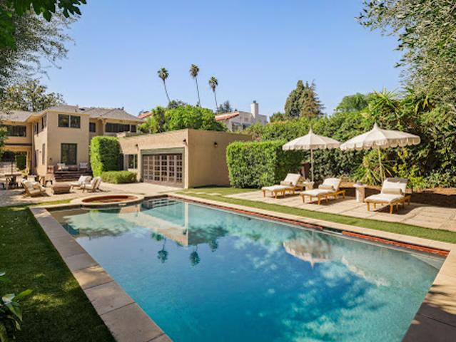House for sale in Canoga Park, California