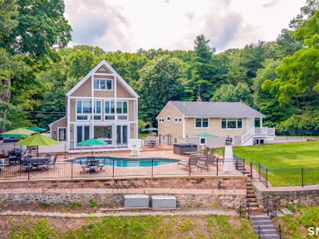 House for sale in Haddam, Connecticut