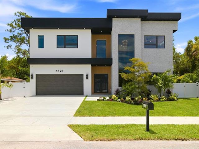 House for sale in Sarasota, Florida