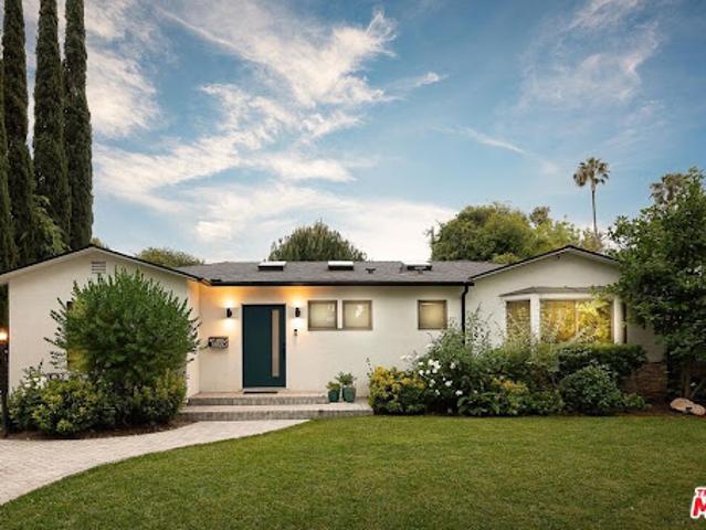 House for sale in Canoga Park, California