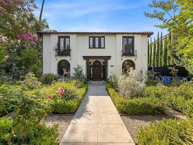 House for sale in Canoga Park, California