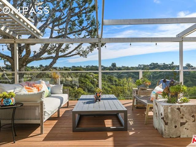 House for sale in Malibu, California