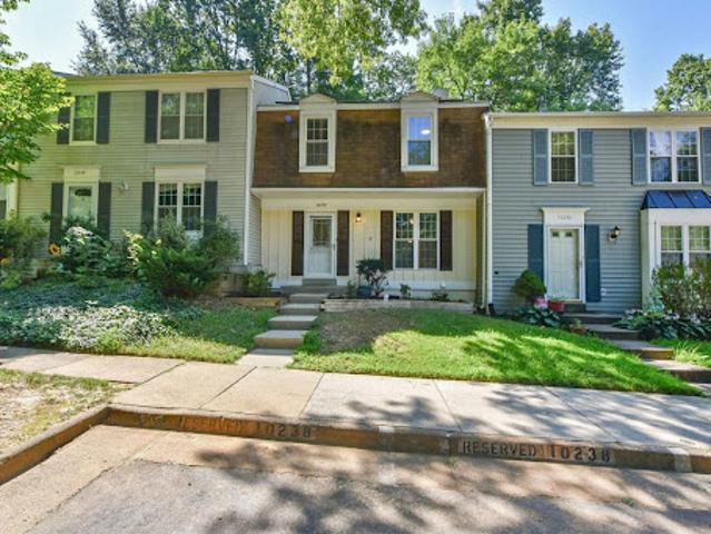 House for sale in Burke House for sale in Burke