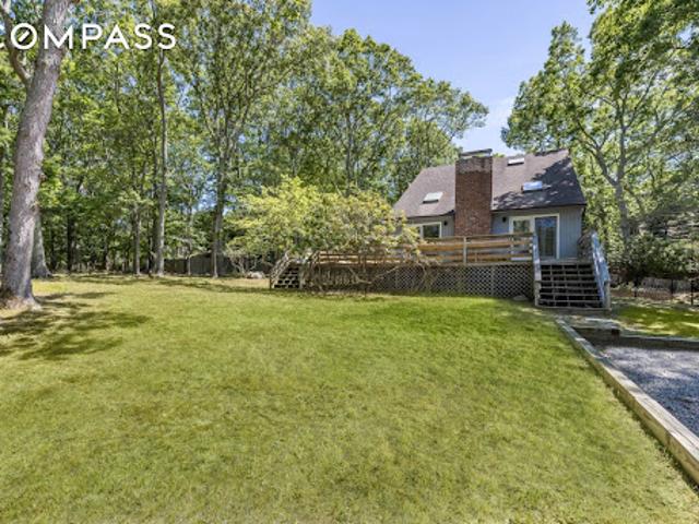 House for sale in Wainscott, New York
