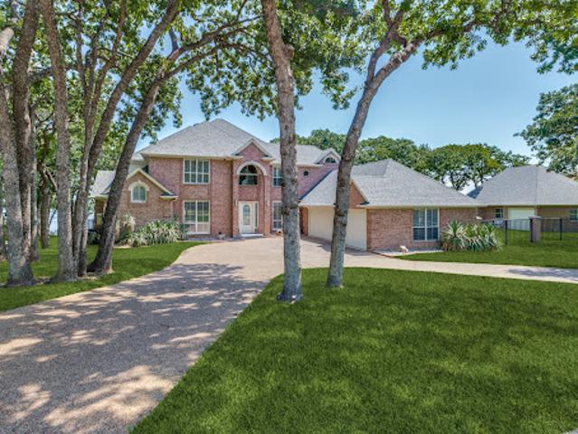 House for sale in Azle, Texas