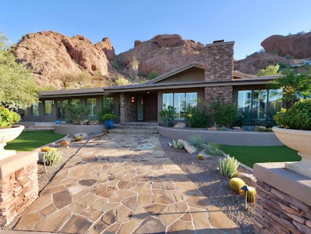 House for sale in Paradise Valley