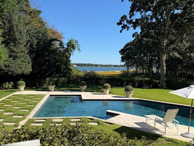 House for sale in Wainscott, New York