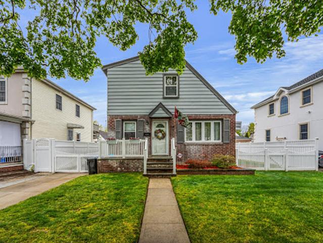 House for sale in Arverne, New York