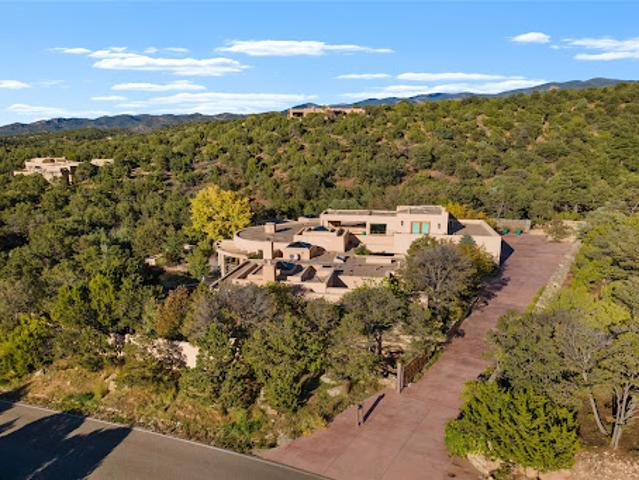 House for sale in Santa Fe, New Mexico