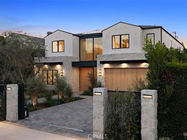 House for sale in Canoga Park, California