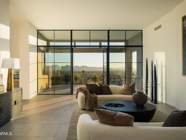 House for sale in Paradise Valley, Arizona