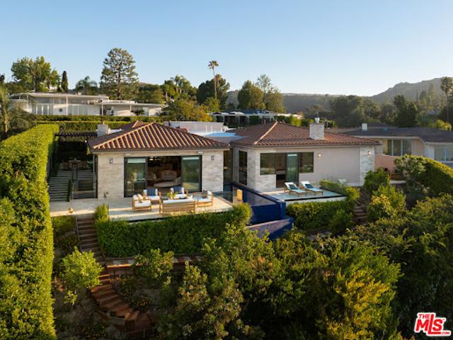 House for sale in Canoga Park, California
