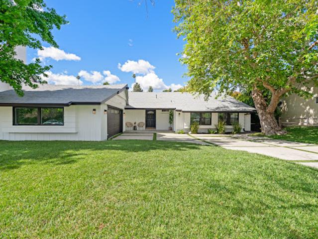 House for sale in Woodland Hills-Warner Center Neighborhood Council District, Canoga Park